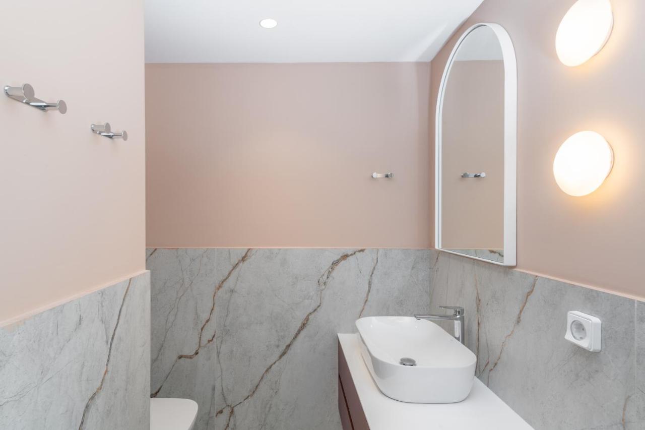 Evans Luxurious Apartment 2 Heraklion  Bagian luar foto